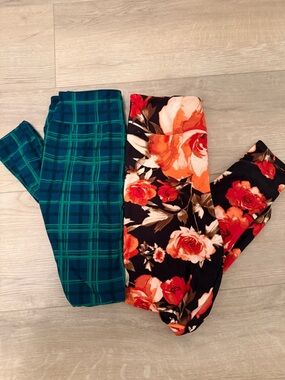 LuLaRoe one size Leggings Set of 2 Black floral and Blue/Green Plaid